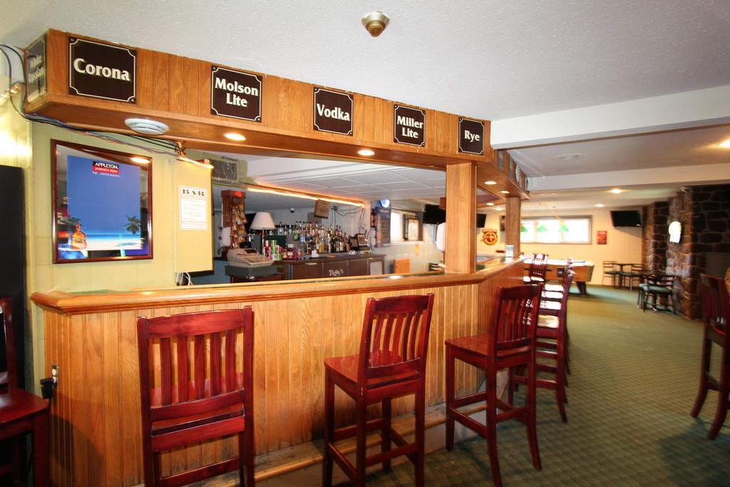 Hotel Mount Pearl Mount Pearl Park ภายนอก รูปภาพ