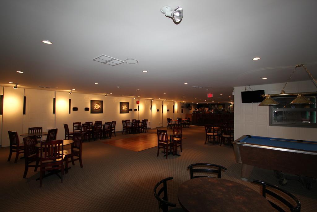 Hotel Mount Pearl Mount Pearl Park ภายนอก รูปภาพ